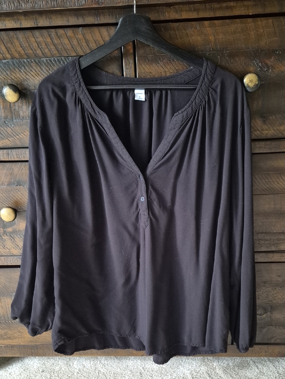 Old Navy Black Long-Sleeve V-Neck Peasant Blouse XL